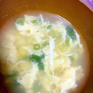コーンと卵の牛出汁スープ